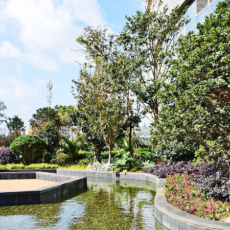 Howard Johnson Flower City Hotel Kunming Exteriör bild