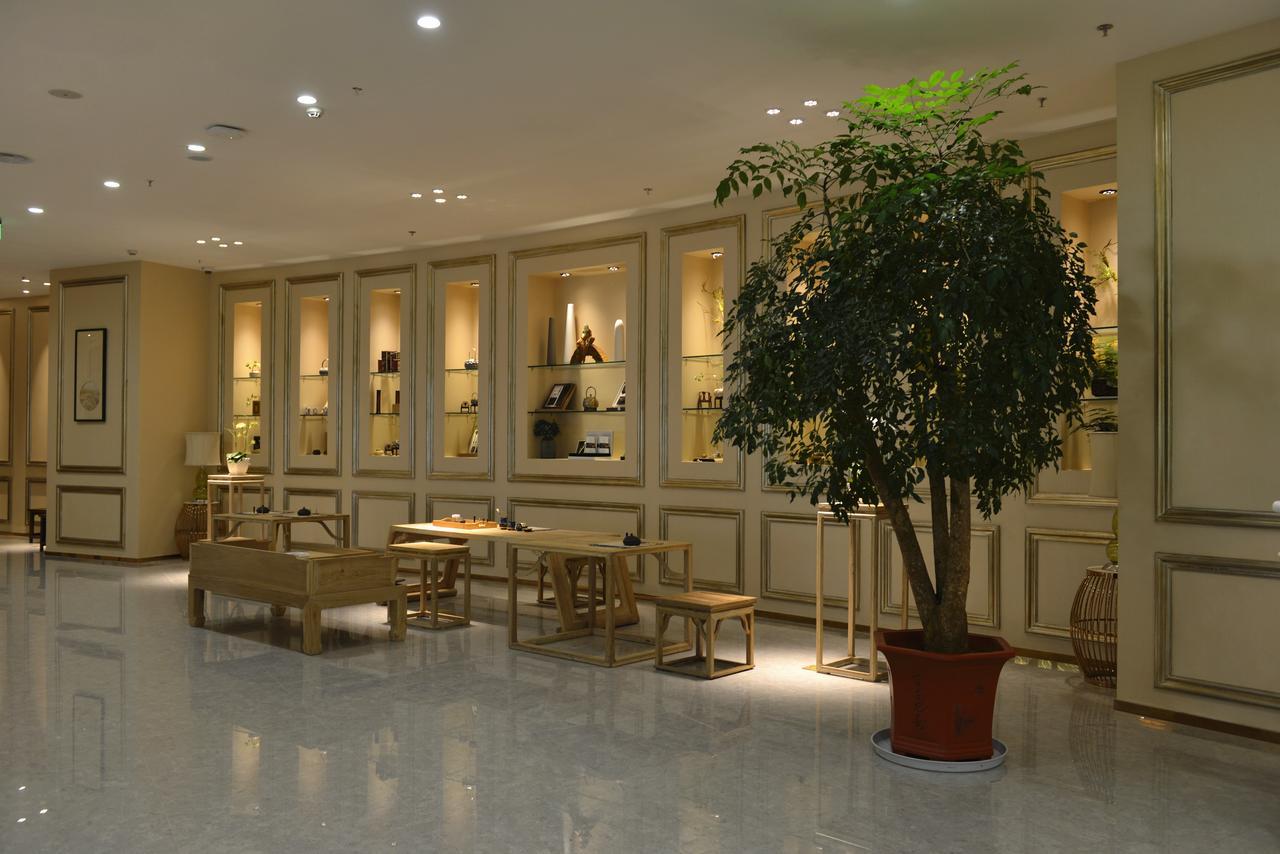 Howard Johnson Flower City Hotel Kunming Exteriör bild