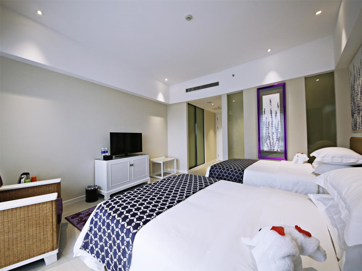 Howard Johnson Flower City Hotel Kunming Exteriör bild