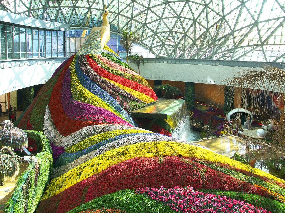 Howard Johnson Flower City Hotel Kunming Exteriör bild