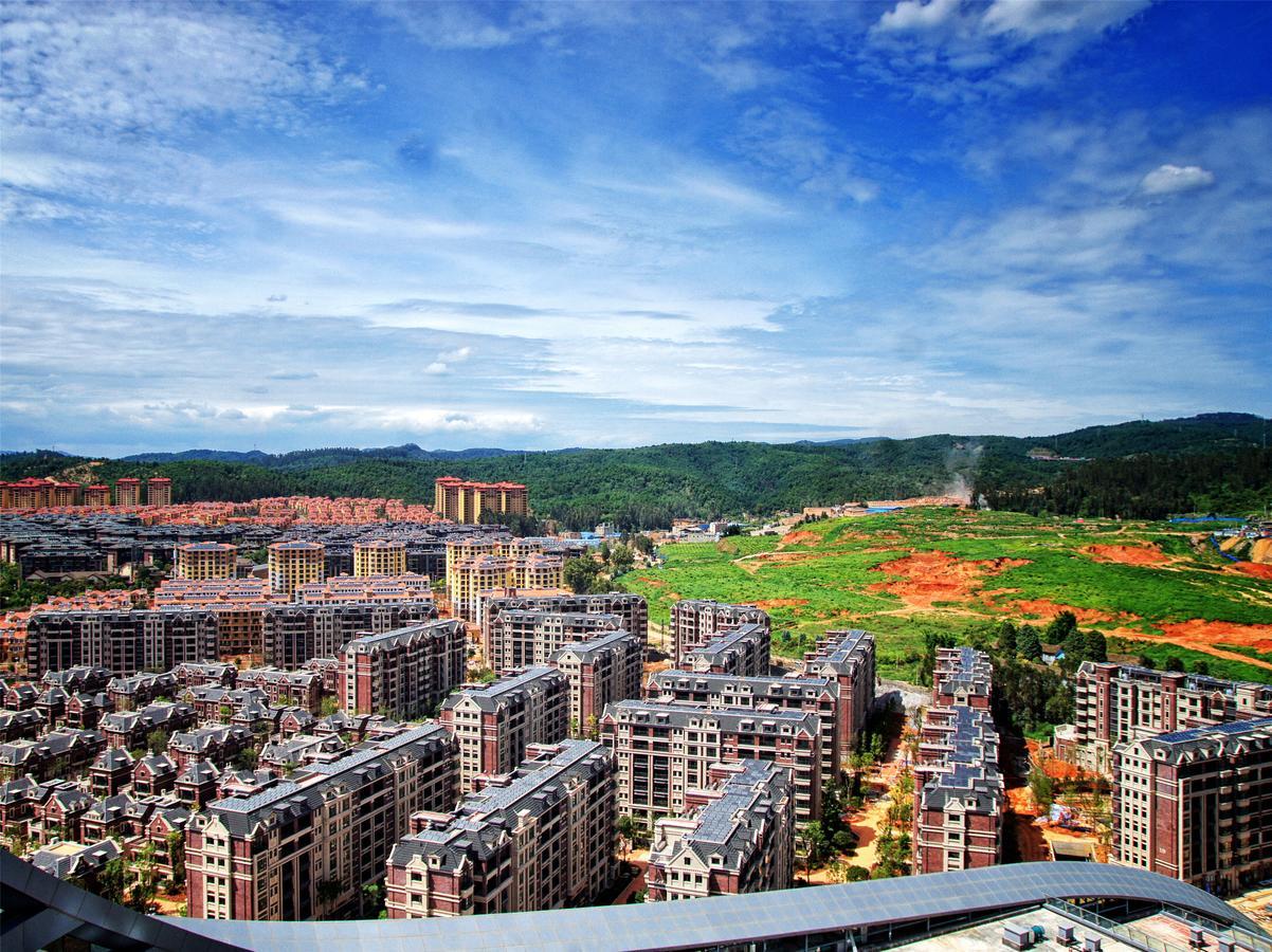 Howard Johnson Flower City Hotel Kunming Exteriör bild